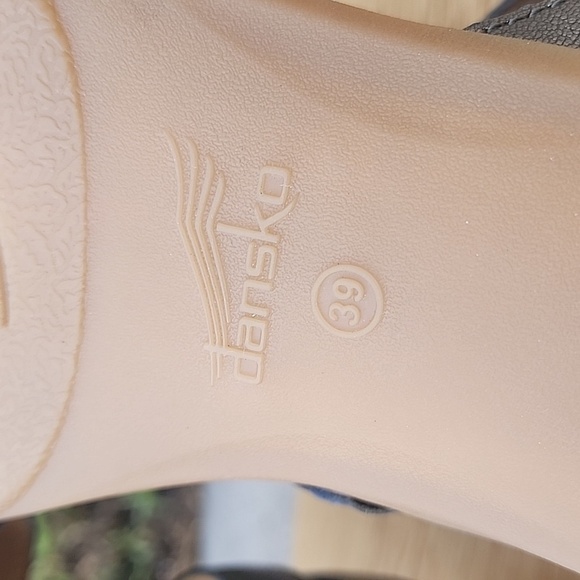 Dansko Women's Metallic Nappa Leather Tansy Sandals Size 39 NWOT - Picture 12 of 12